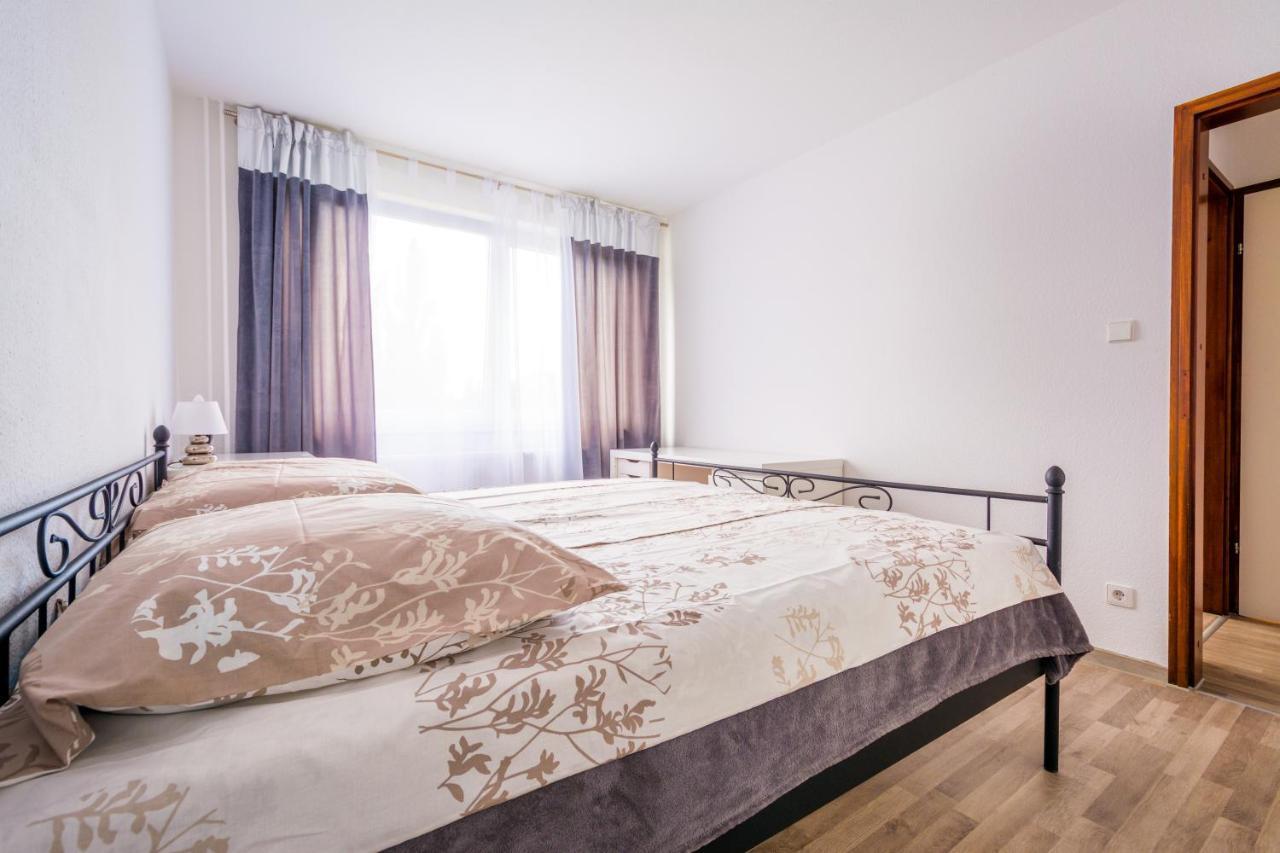 Anyroomdirect Private Apartments Near Hannover Exhibition Room Agency Exterior foto