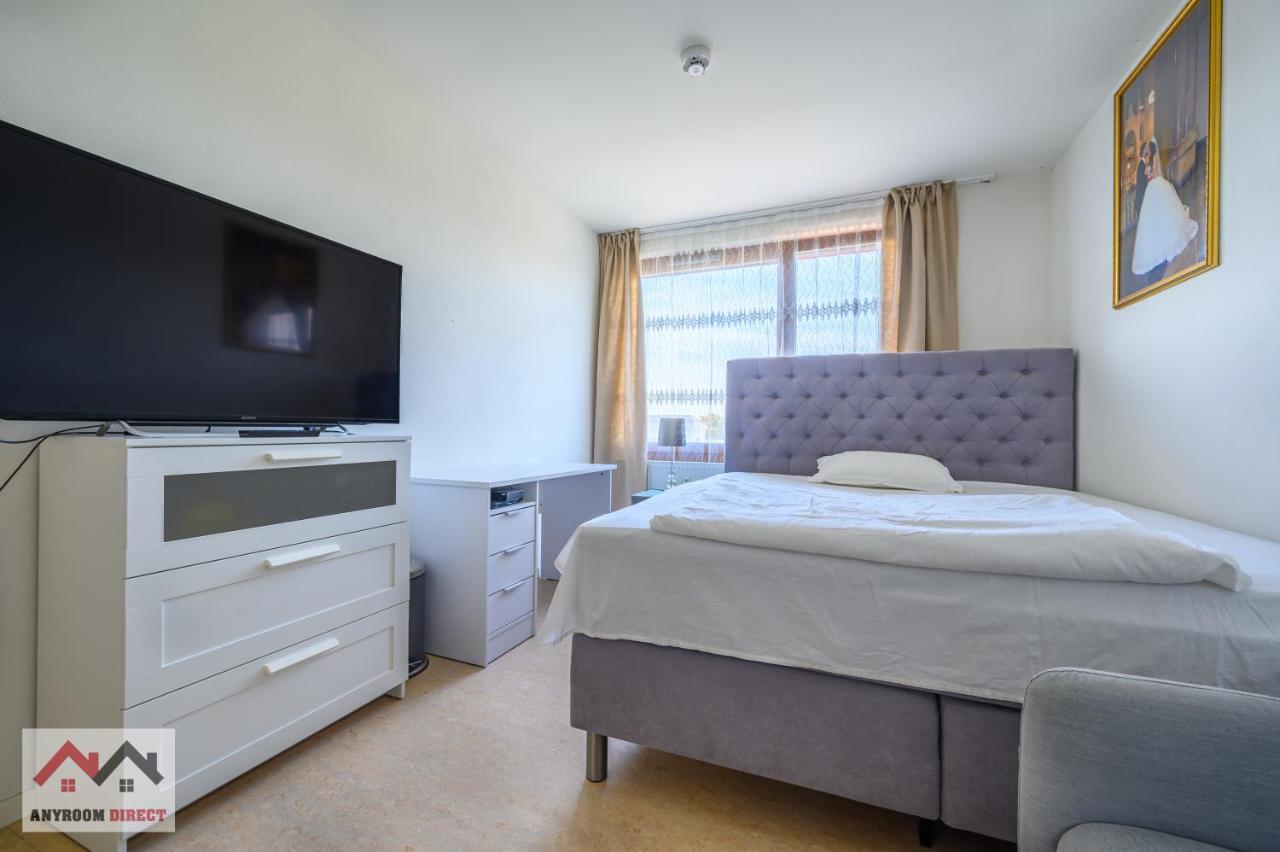 Anyroomdirect Private Apartments Near Hannover Exhibition Room Agency Exterior foto